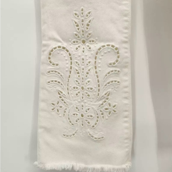 Johnny Was Pashmina White Eyelet Jeans Sz 28 - Picture 5 of 6